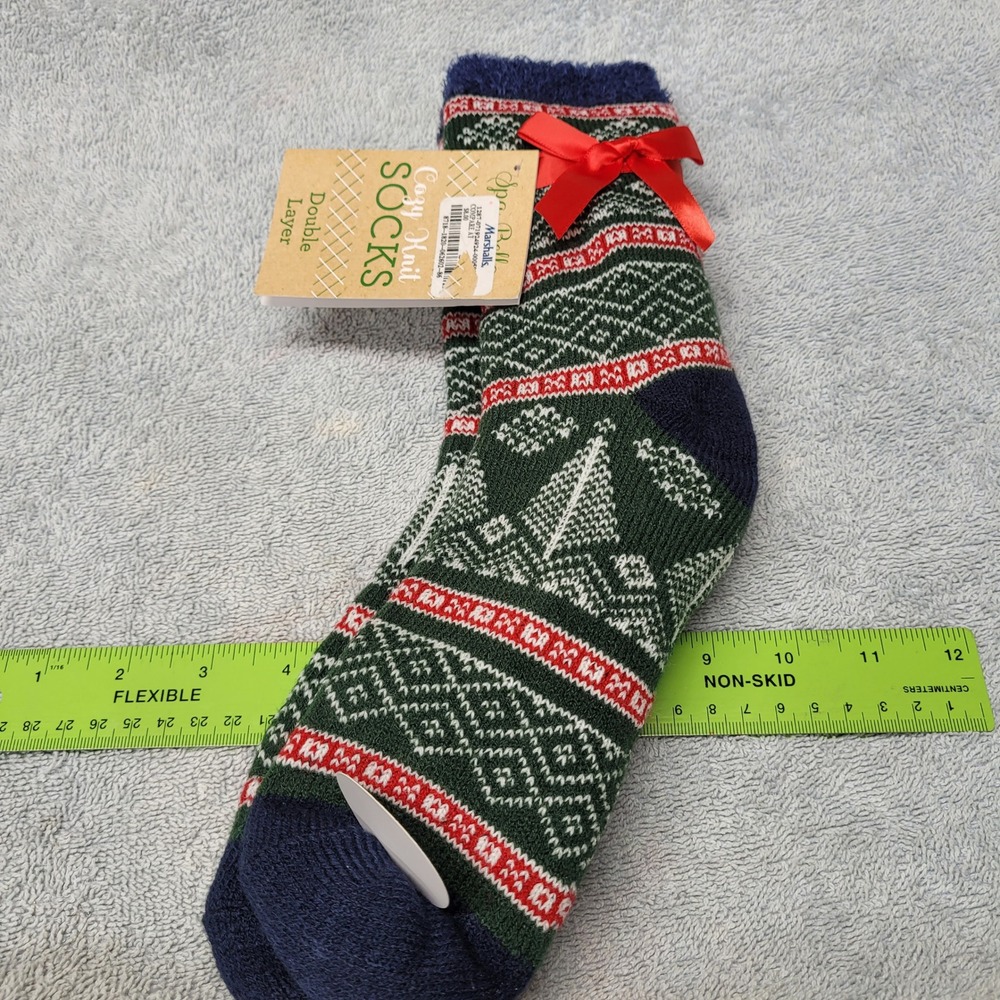 Spa‎ Bella Cozy Knit Socks Aloe Vera Infused Fair Isle Christmas Green Red